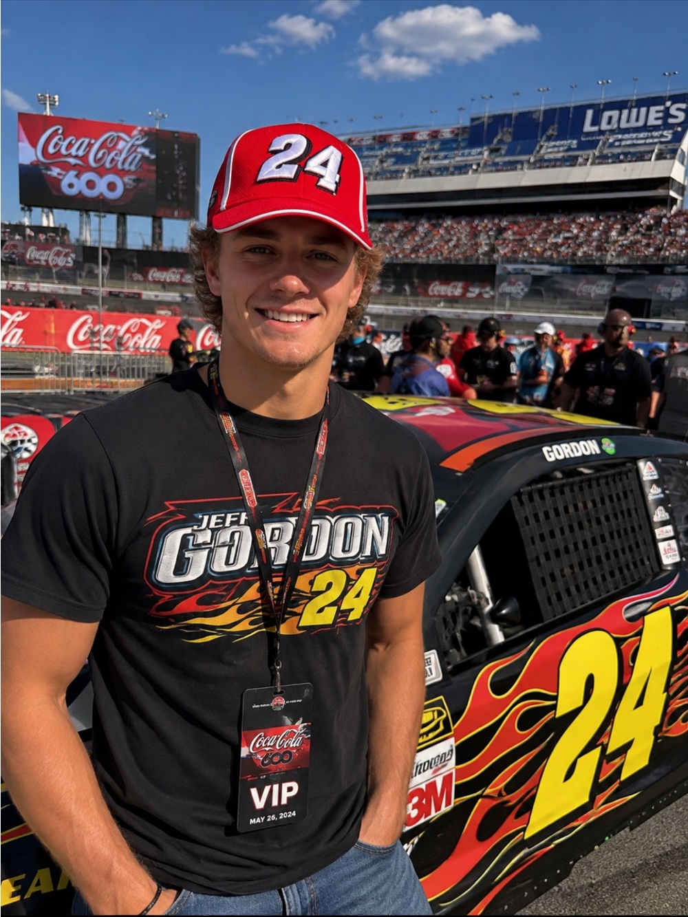 Jeff Gordon Fitted S/M Red Baseball Cap with Bold '24' Embroidery
